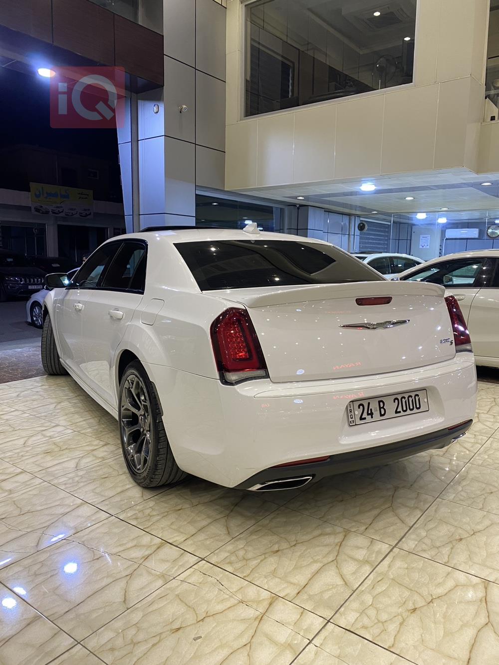 كرايسلر 300
